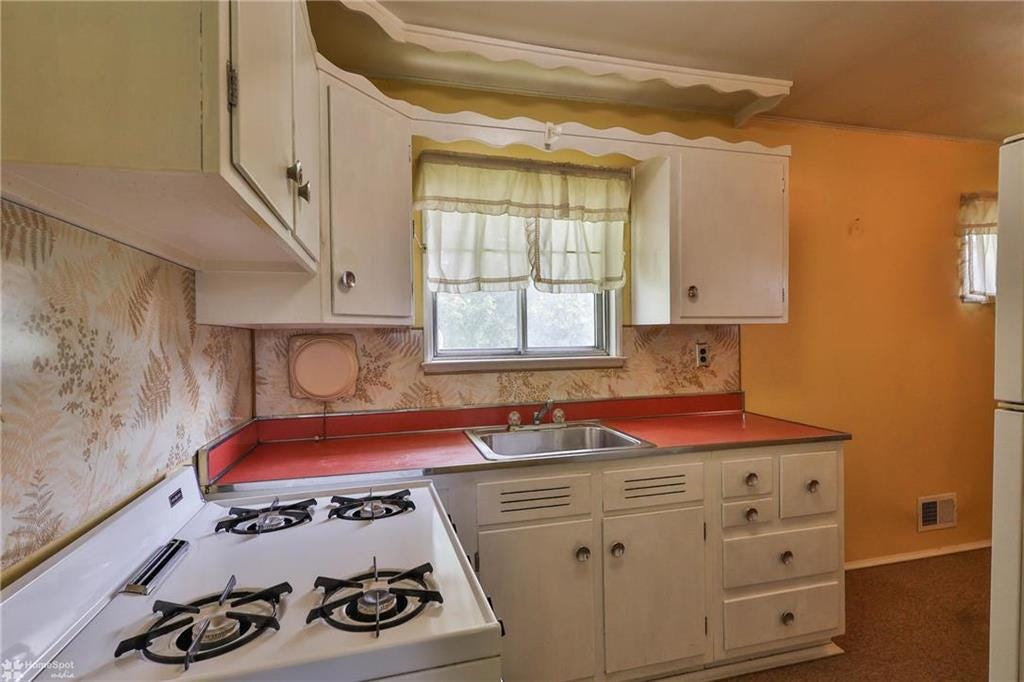 2120 Catasauqua Road, Bethlehem City, PA 18018 MLS 717630